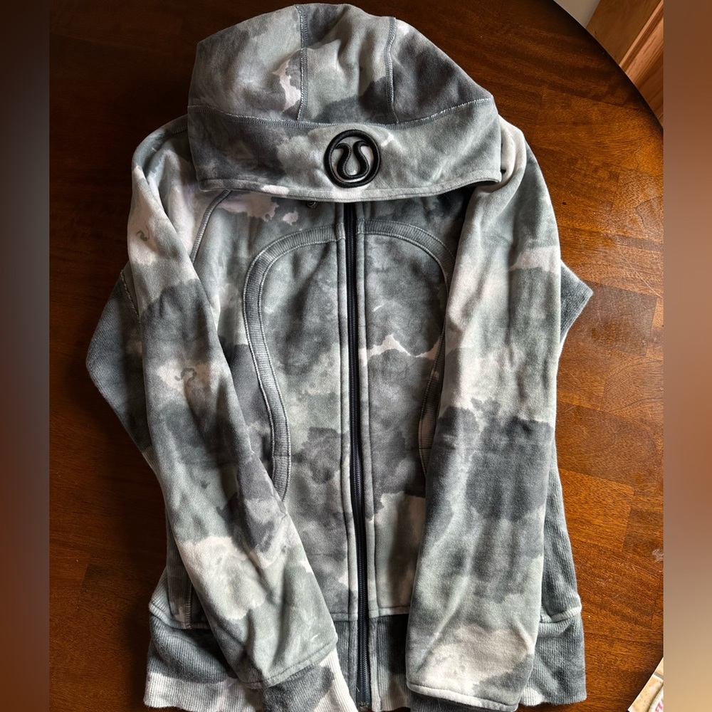 Lululemon Scuba Hoodie